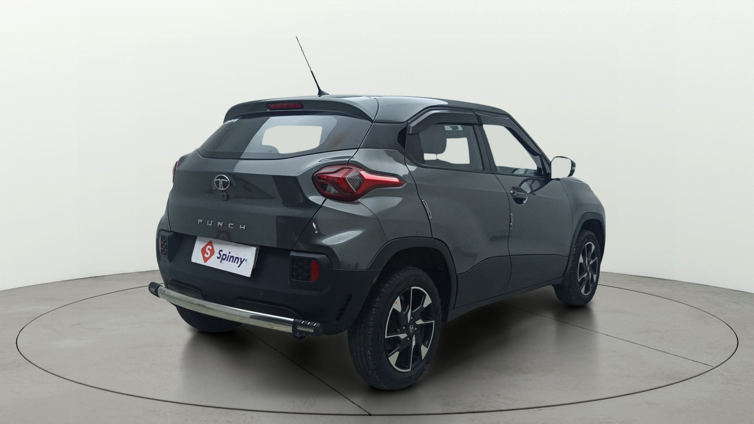 Used 2024 Tata Punch Accomplished Dazzle Pack MT Petrol Manual exterior RIGHT REAR CORNER VIEW