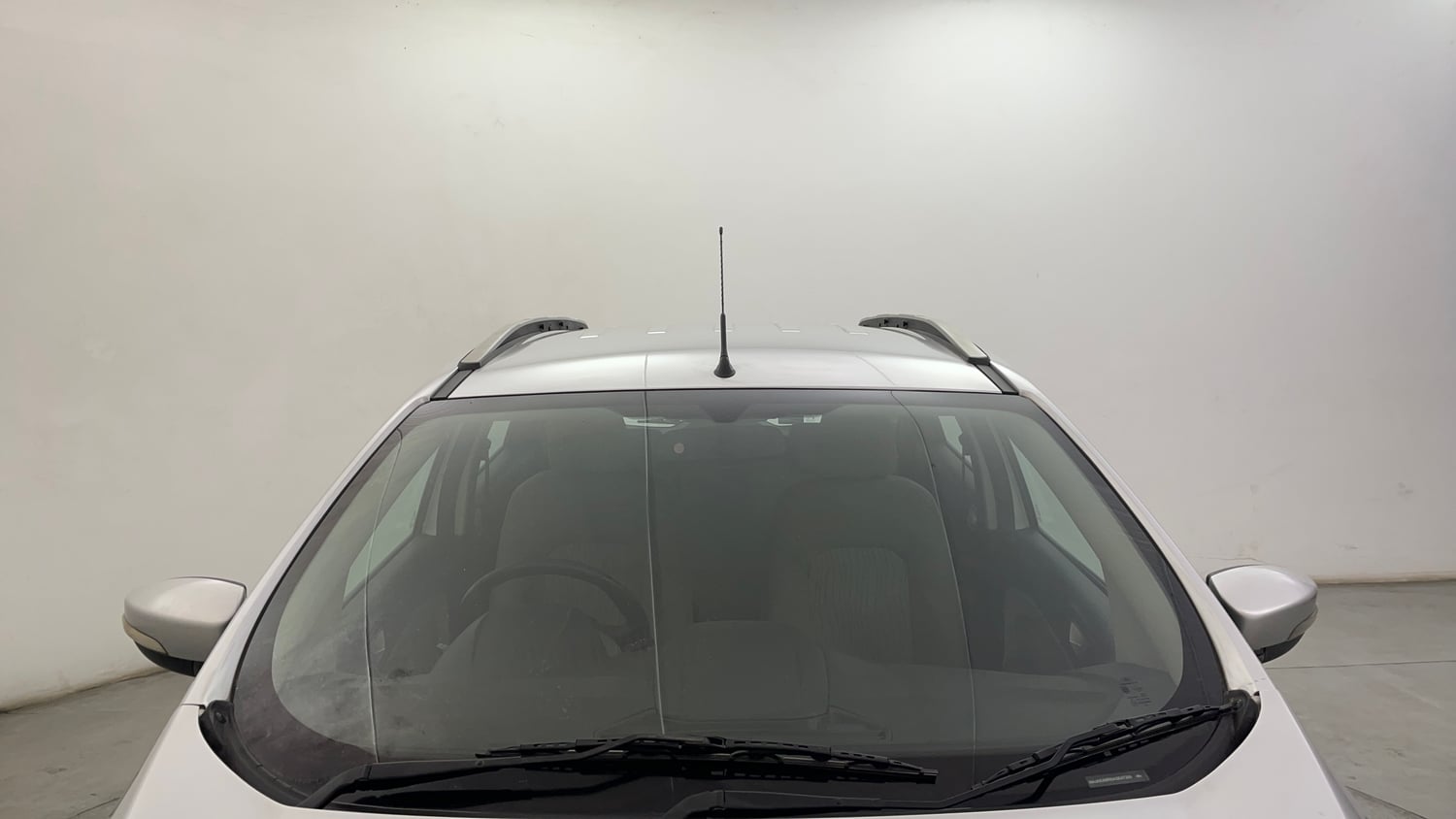 Used 2016 Ford EcoSport Titanium 1.5L TDCi Diesel Manual exterior FRONT WINDSHIELD VIEW