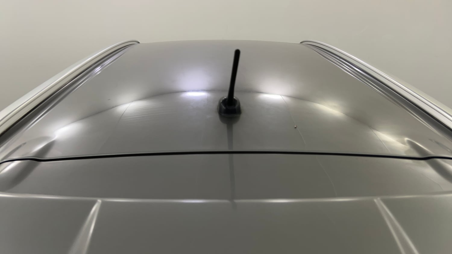 Used 2015 Maruti Suzuki S-Cross Alpha 1.6 Diesel Manual exterior EXTERIOR ROOF VIEW