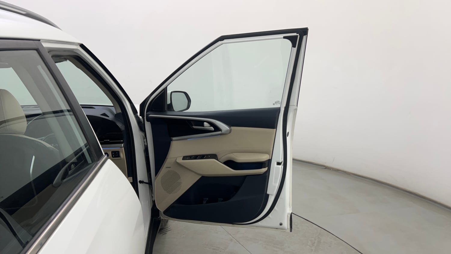 Used 2023 Kia Carens Luxury Plus 1.5 Diesel AT 7 STR Diesel Automatic interior RIGHT FRONT DOOR OPEN VIEW