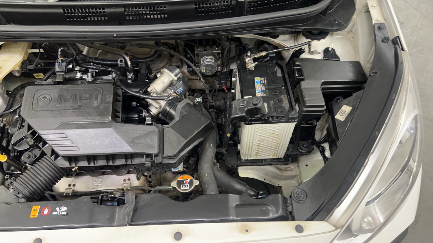 Used 2021 Hyundai Santro Asta Petrol Manual engine ENGINE LEFT SIDE VIEW