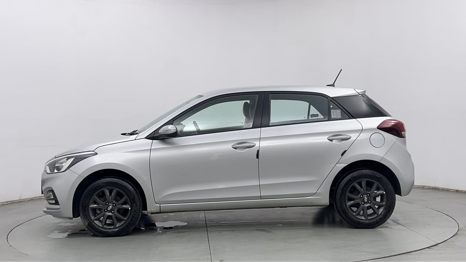 Used 2018 Hyundai Elite i20 Asta 1.2 Petrol Manual exterior LEFT SIDE VIEW