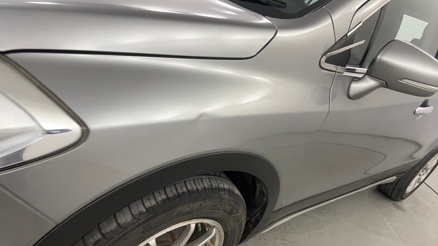 Used 2015 Maruti Suzuki S-Cross Alpha 1.6 Diesel Manual dents MINOR DENT