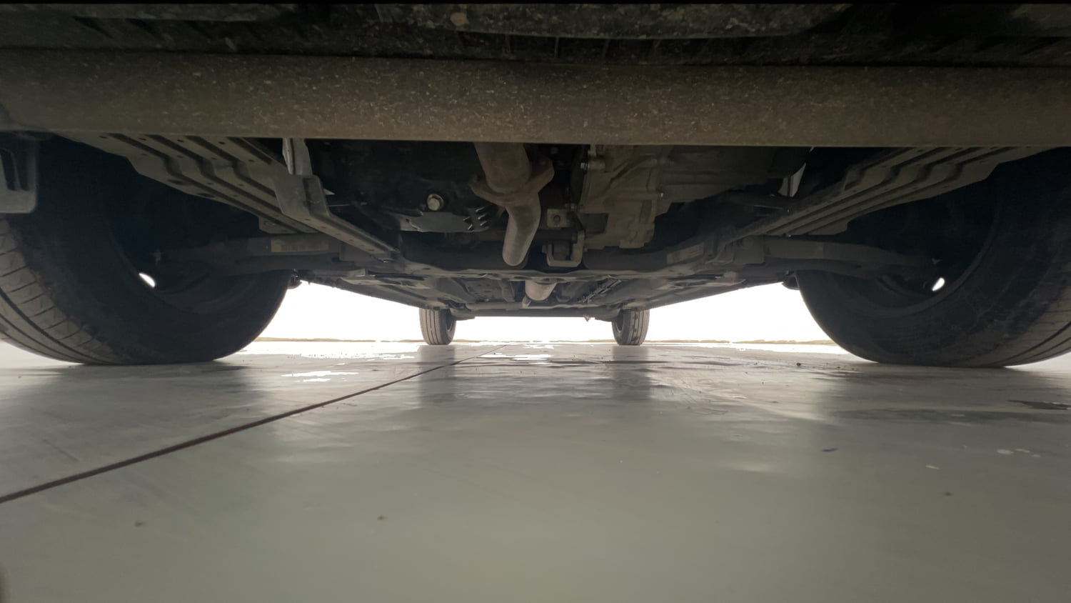 Used 2025 Tata Punch Adventure Plus Petrol Manual extra FRONT LEFT UNDERBODY VIEW
