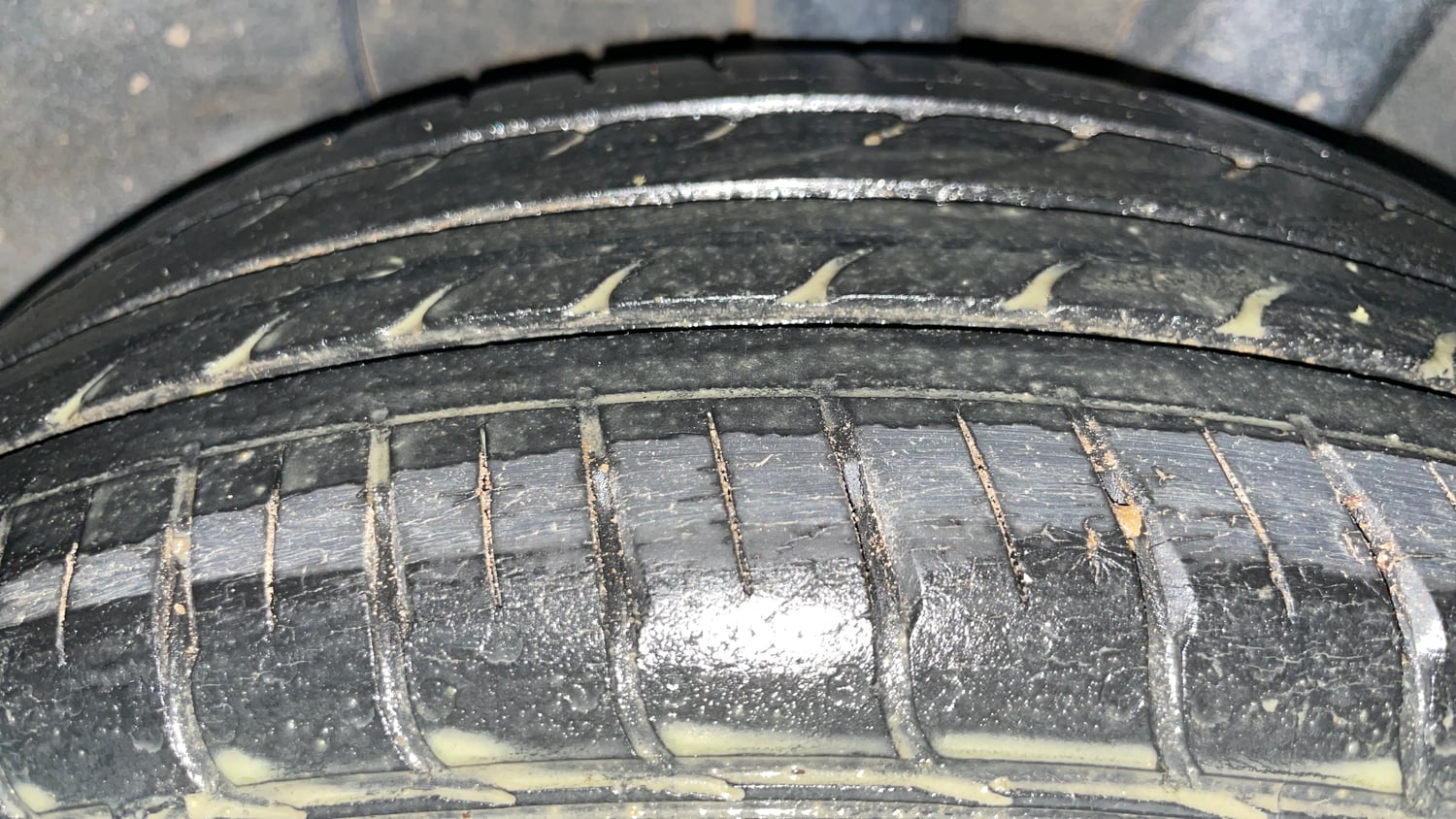 Used 2020 Hyundai Grand i10 Nios Sportz 1.0 Turbo GDi Petrol Manual tyres LEFT REAR TYRE TREAD VIEW