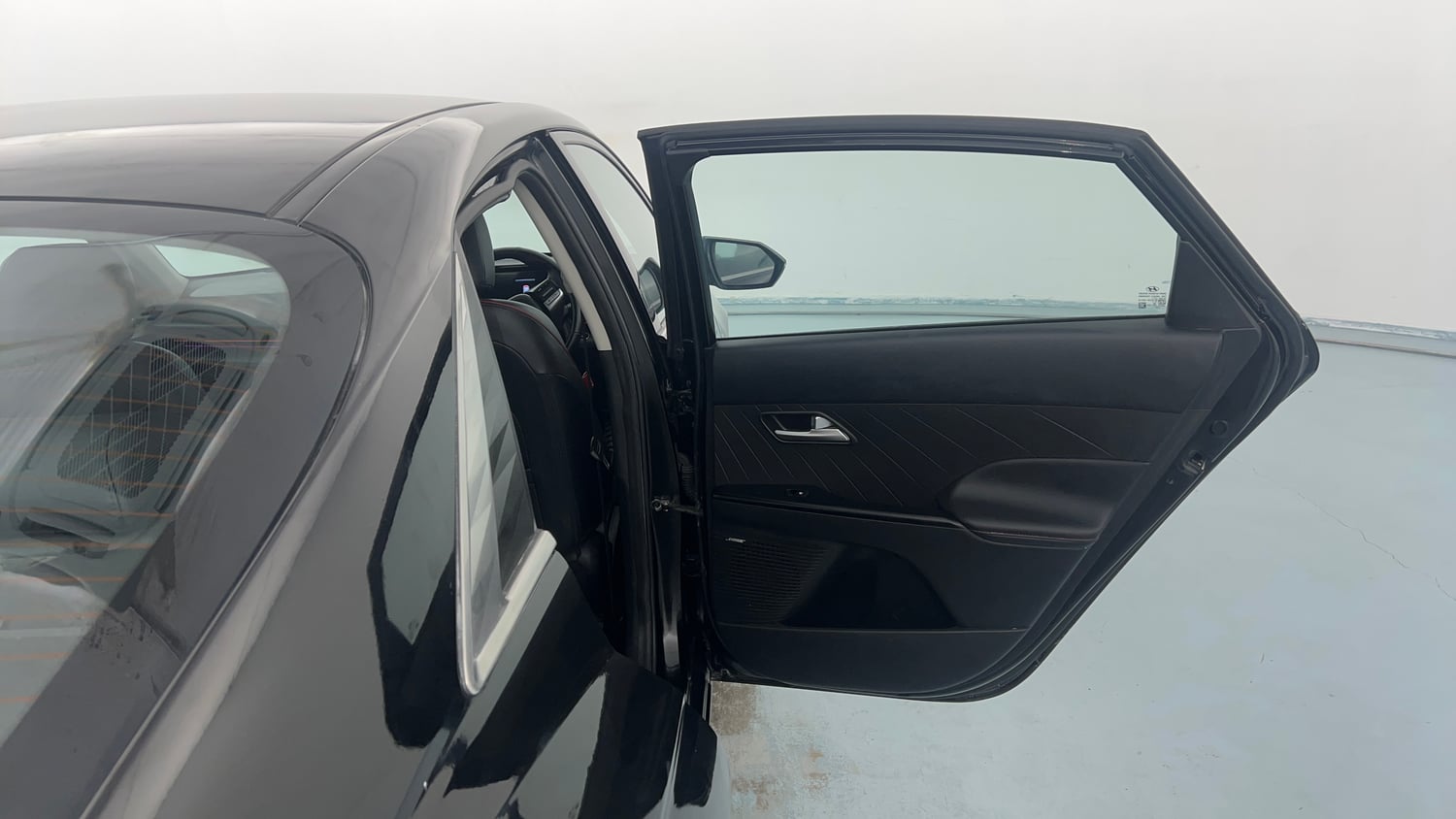 Used 2023 Hyundai Verna SX (O) 1.5 Turbo Petrol DCT Petrol Automatic interior RIGHT REAR DOOR OPEN VIEW