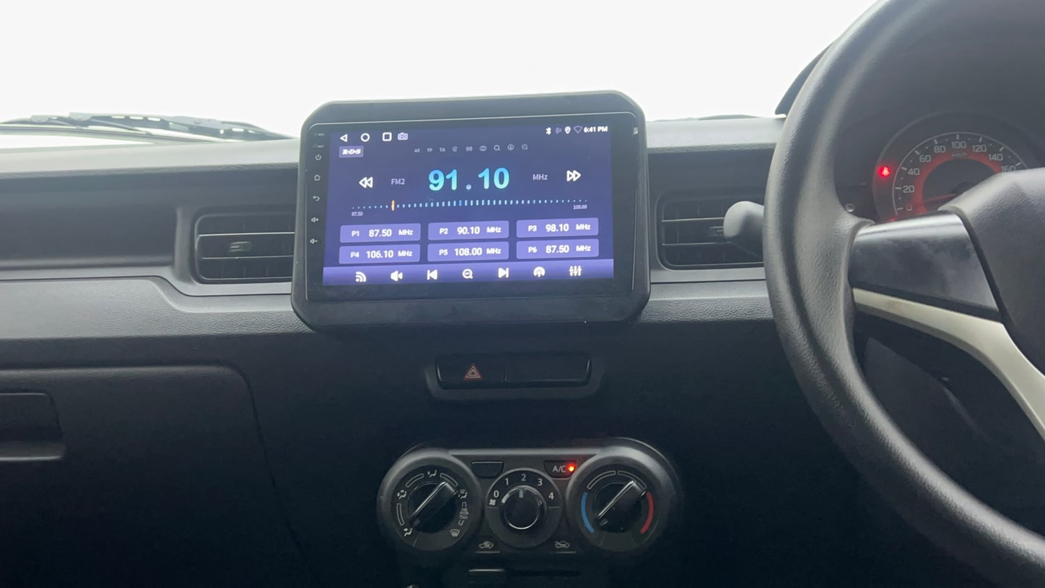Used 2022 Maruti Suzuki Ignis Sigma 1.2 MT Petrol Manual interior MUSIC SYSTEM & AC CONTROL VIEW