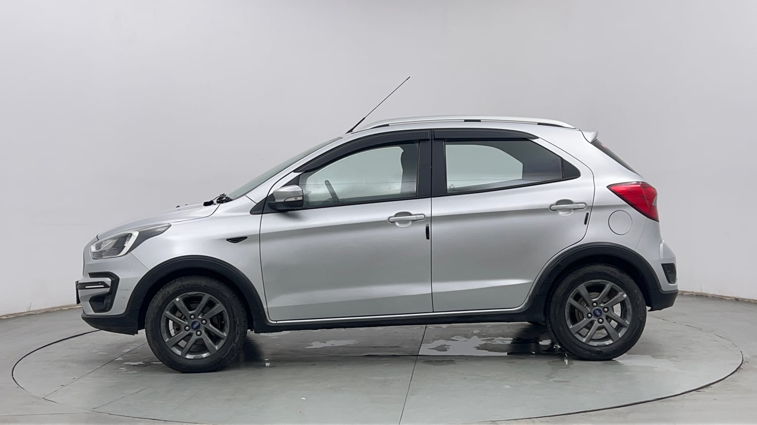 Used 2020 Ford Freestyle Titanium Plus 1.2 Ti-VCT Petrol Manual exterior LEFT SIDE VIEW