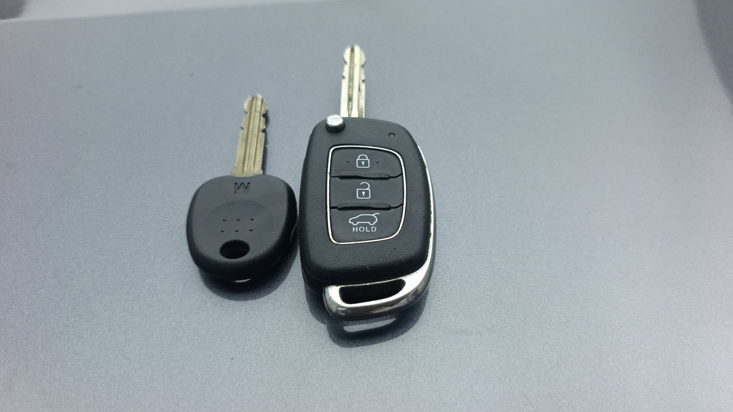 Used 2018 Hyundai Elite i20 Sportz 1.2 Petrol Manual extra CAR KEY VIEW