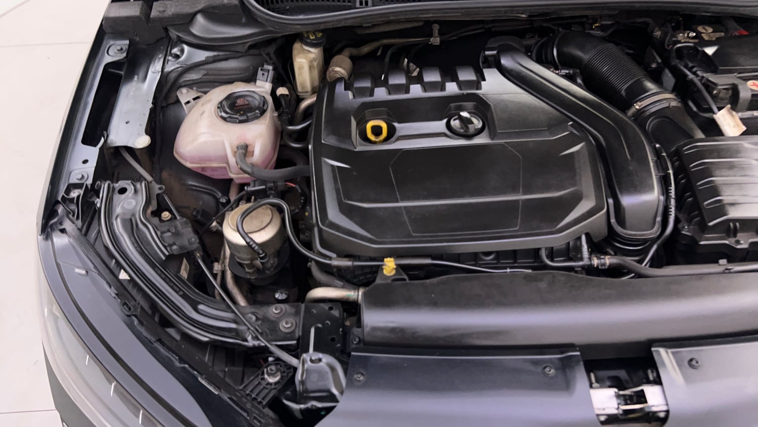 Used 2023 Skoda Slavia Style 1.5L TSI DSG Petrol Automatic engine ENGINE RIGHT SIDE VIEW