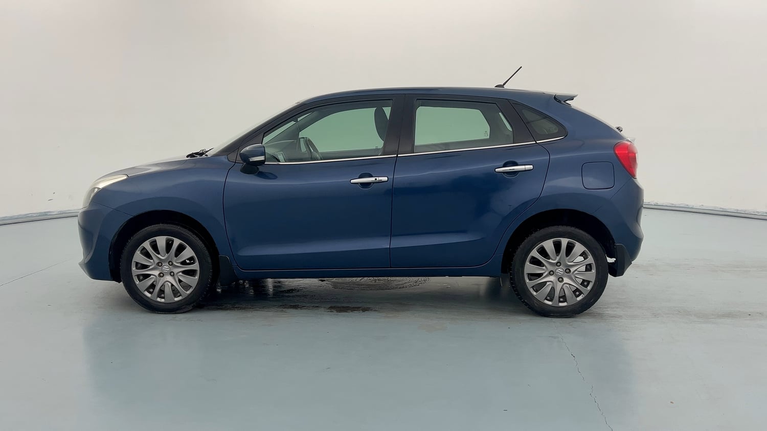 Used 2018 Maruti Suzuki Baleno Alpha 1.2 Petrol Manual exterior LEFT SIDE VIEW
