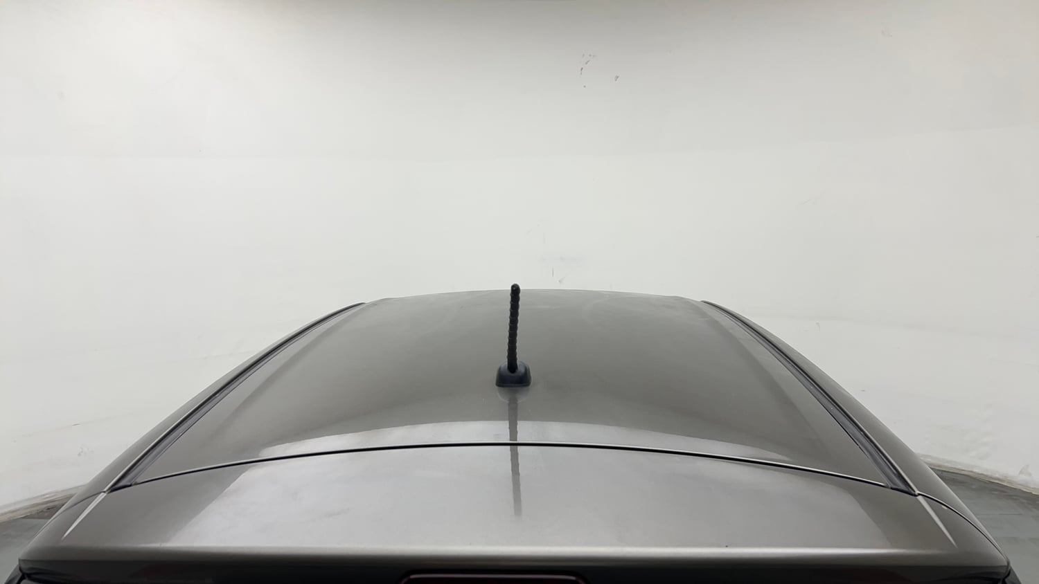 Used 2021 Maruti Suzuki Swift VXi Petrol Manual exterior EXTERIOR ROOF VIEW
