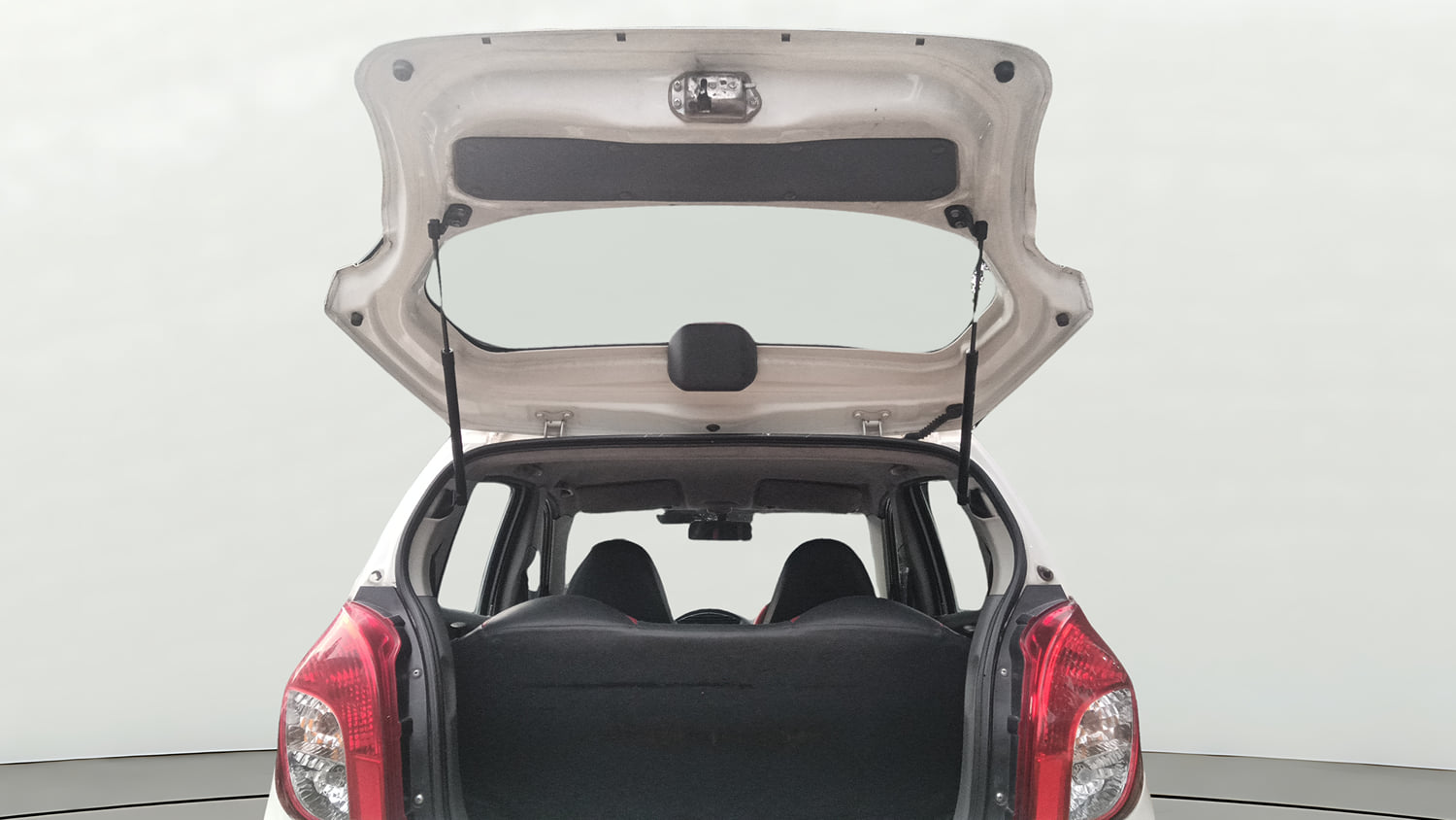 Used 2014 Maruti Suzuki Alto 800 Lxi Petrol Manual interior DICKY DOOR OPEN VIEW
