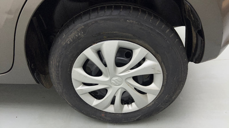 Used 2021 Maruti Suzuki Swift VXi Petrol Manual tyres LEFT REAR TYRE RIM VIEW