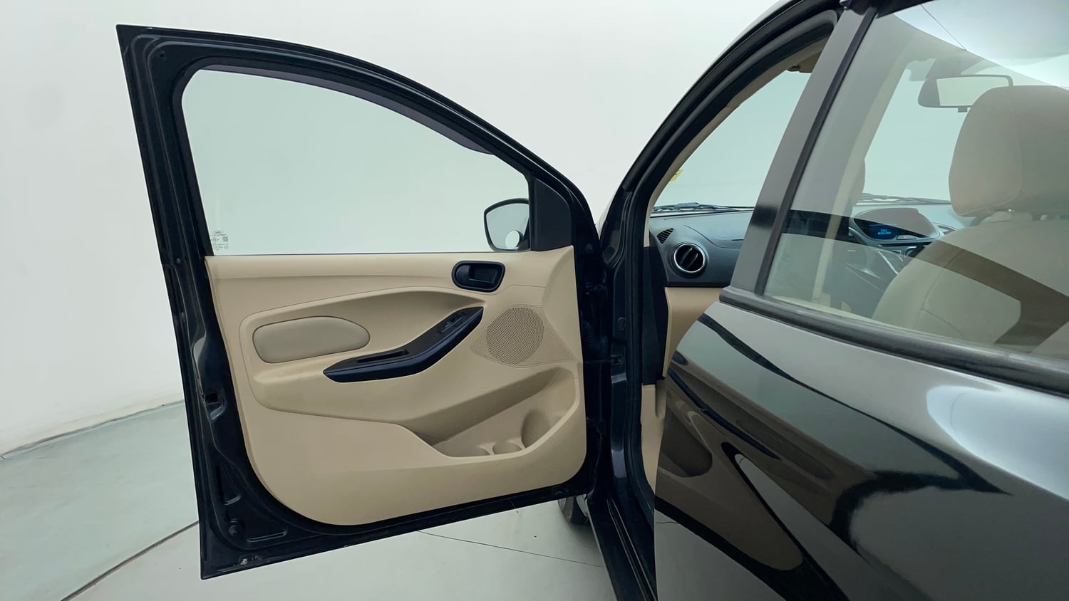 Used 2016 Ford Figo Aspire Titanium1.5 TDCi Diesel Manual interior LEFT FRONT DOOR OPEN VIEW