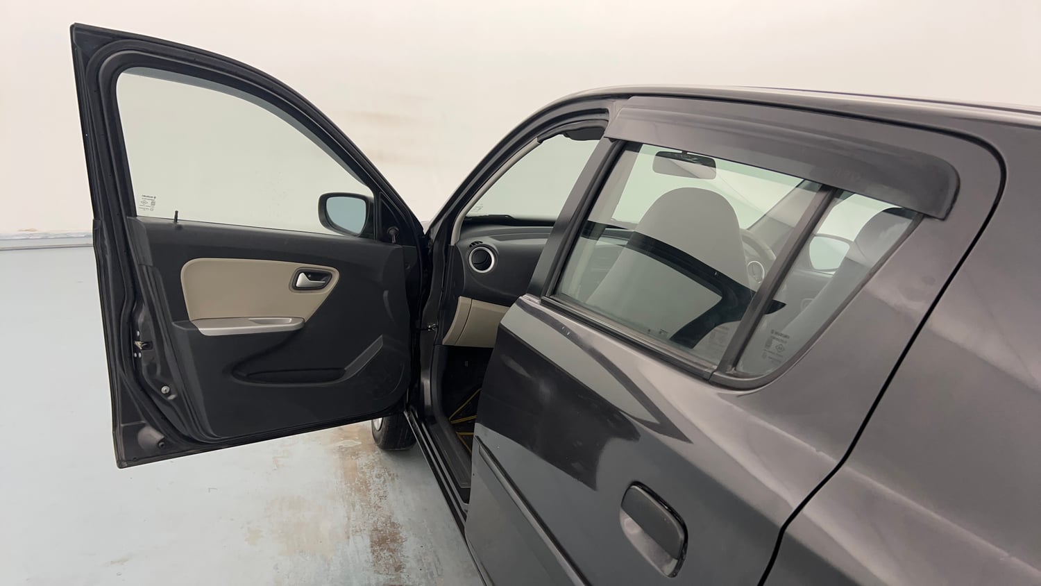 Used 2020 Tata Tiago XT Petrol Manual interior LEFT FRONT DOOR OPEN VIEW