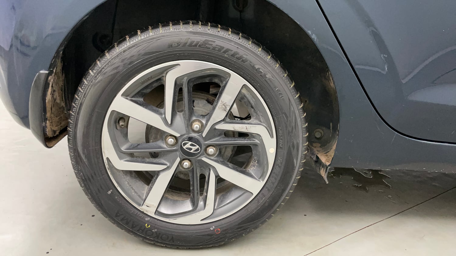 Used 2020 Hyundai Grand i10 Nios Sportz 1.0 Turbo GDi Petrol Manual tyres RIGHT REAR TYRE RIM VIEW