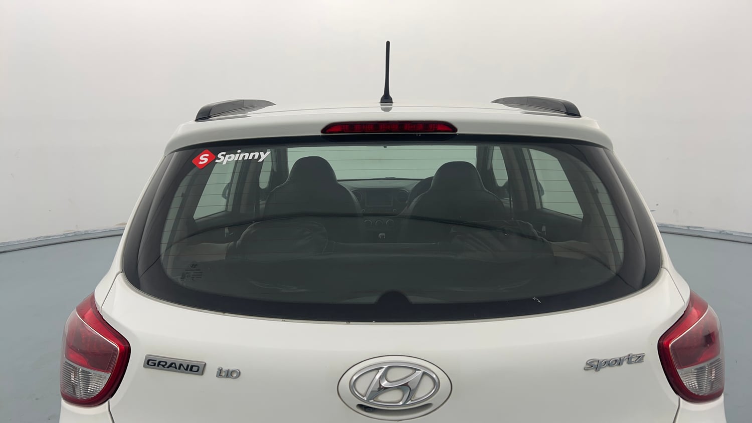 Used 2018 Hyundai Grand i10 Sportz (O) U2 1.2 CRDi Diesel Manual exterior BACK WINDSHIELD VIEW