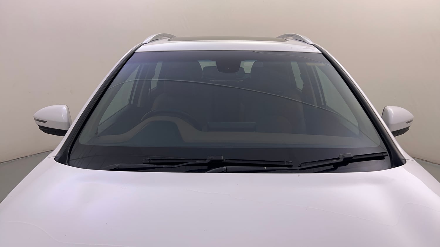 Used 2023 MG Motors Hector Plus Sharp Pro 2.0 Turbo Diesel 6 STR Diesel Manual exterior FRONT WINDSHIELD VIEW