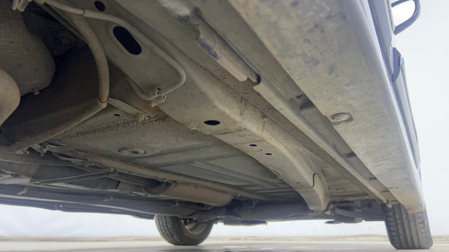 Used 2018 Maruti Suzuki Baleno Alpha 1.2 Petrol Manual extra REAR RIGHT UNDERBODY VIEW