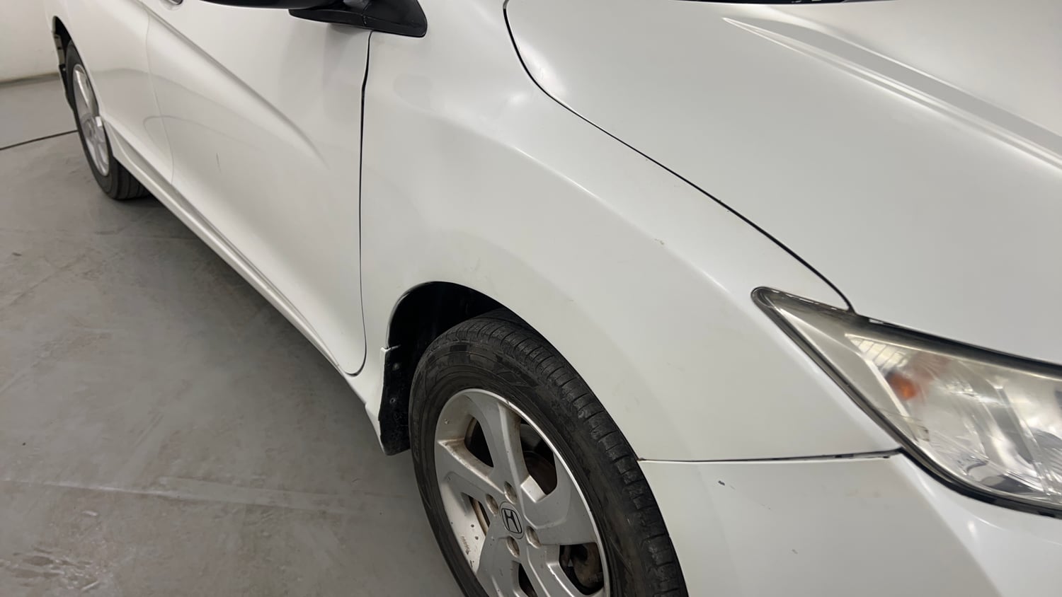 Used 2016 Honda City VX CVT Petrol Automatic dents MINOR SCRATCH