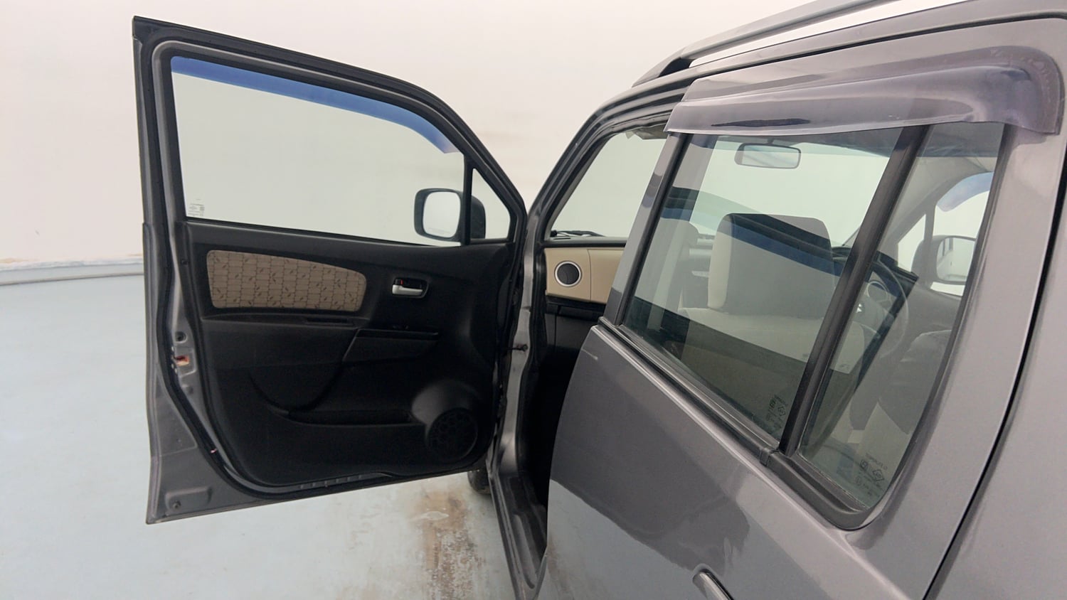 Used 2017 Maruti Suzuki Wagon R VXI Petrol Manual interior LEFT FRONT DOOR OPEN VIEW