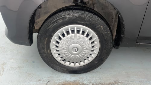 Used 2018 Maruti Suzuki Alto 800 VXi Petrol Manual tyres LEFT FRONT TYRE RIM VIEW