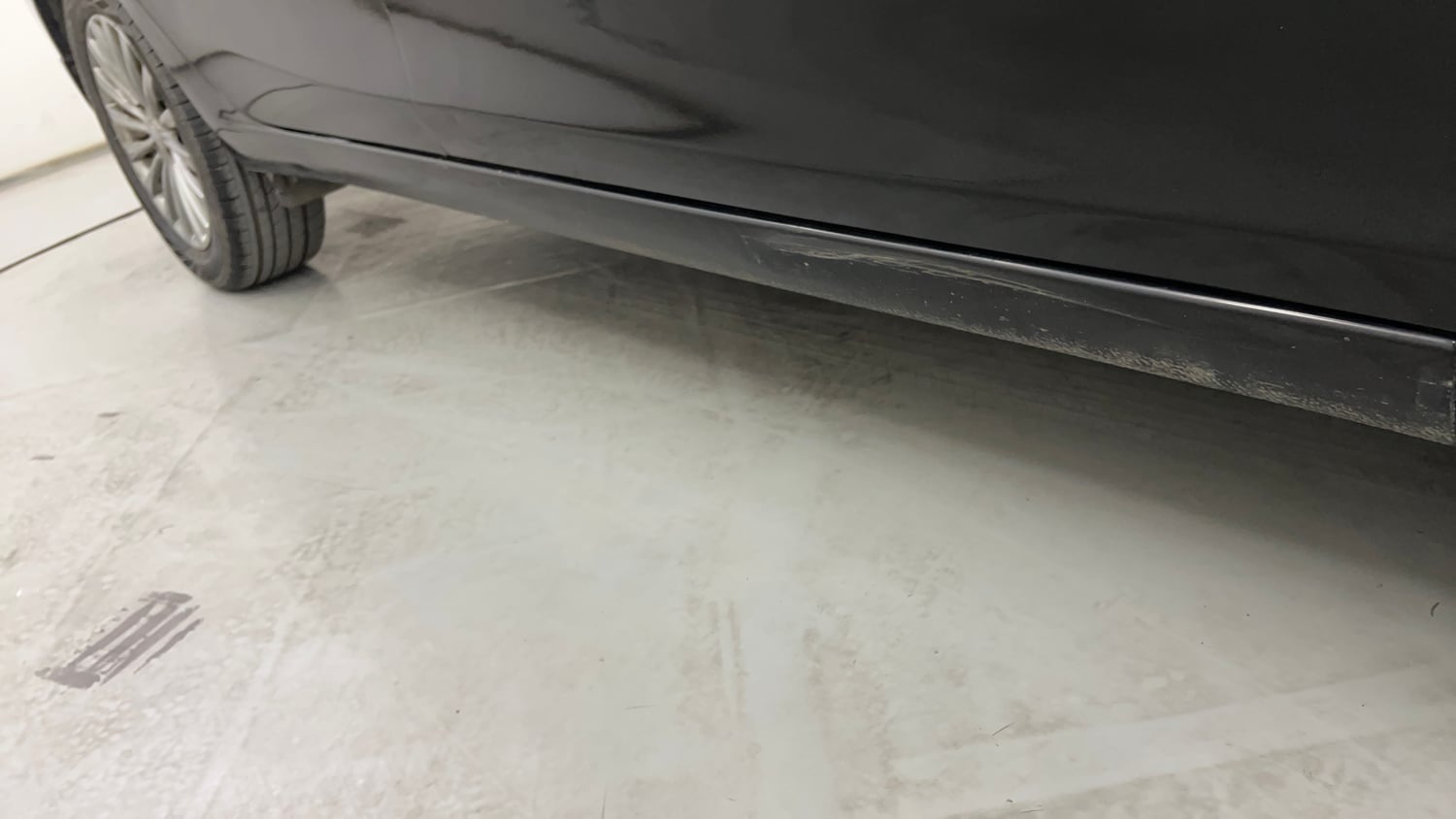 Used 2016 Maruti Suzuki Ciaz ZXI+ AT Petrol Automatic dents MINOR DENT