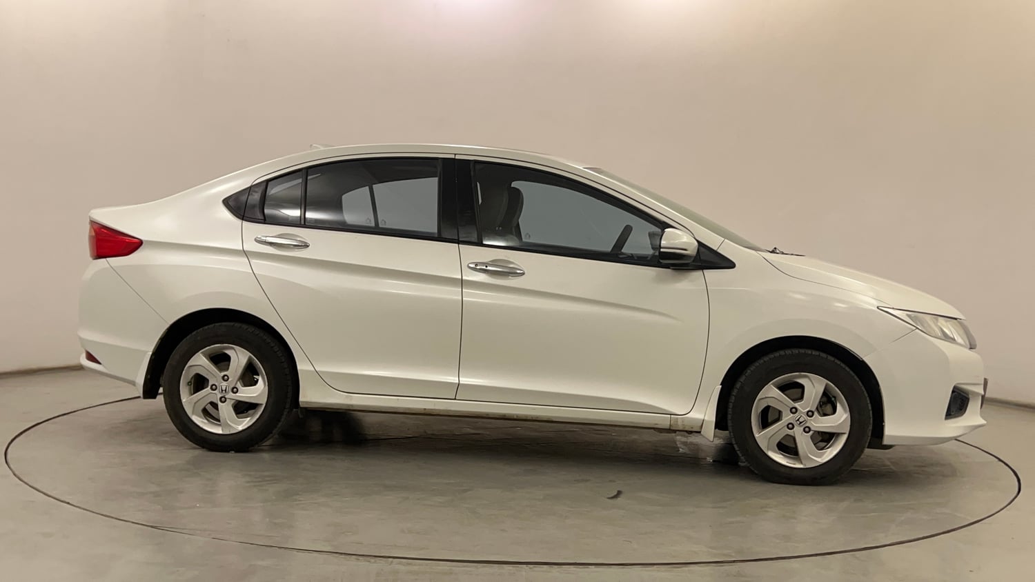 Used 2016 Honda City VX Petrol Manual exterior RIGHT SIDE VIEW