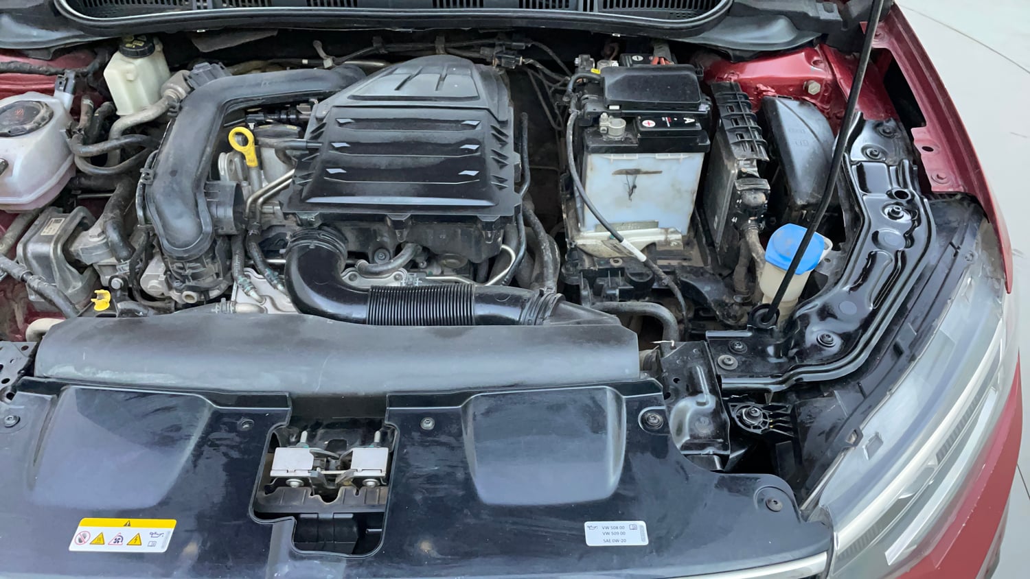 Used 2022 Volkswagen Virtus Topline 1.0 TSI MT Petrol Manual engine ENGINE LEFT SIDE VIEW