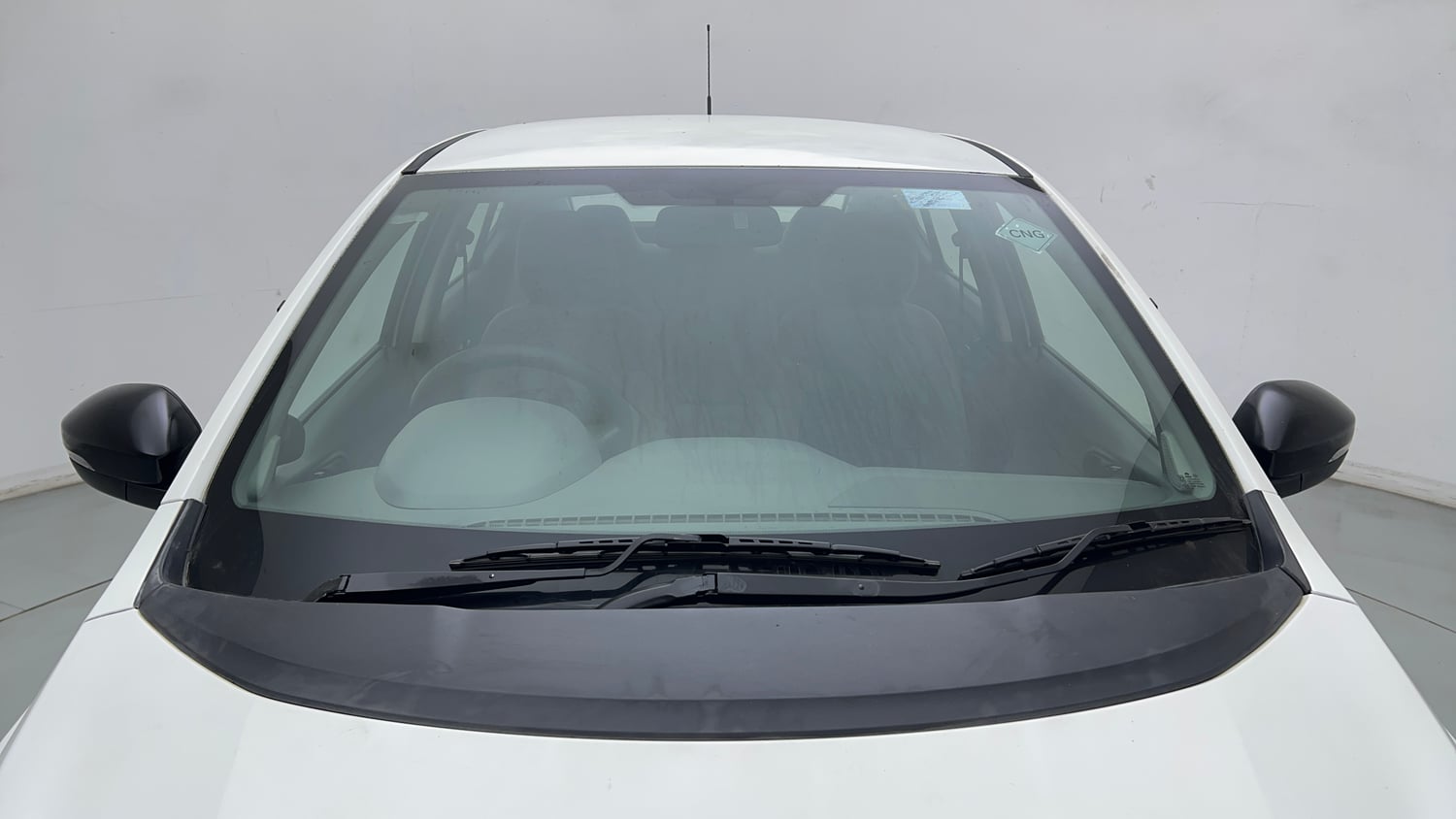 Used 2022 Tata Tigor XZ CNG Cng Manual exterior FRONT WINDSHIELD VIEW