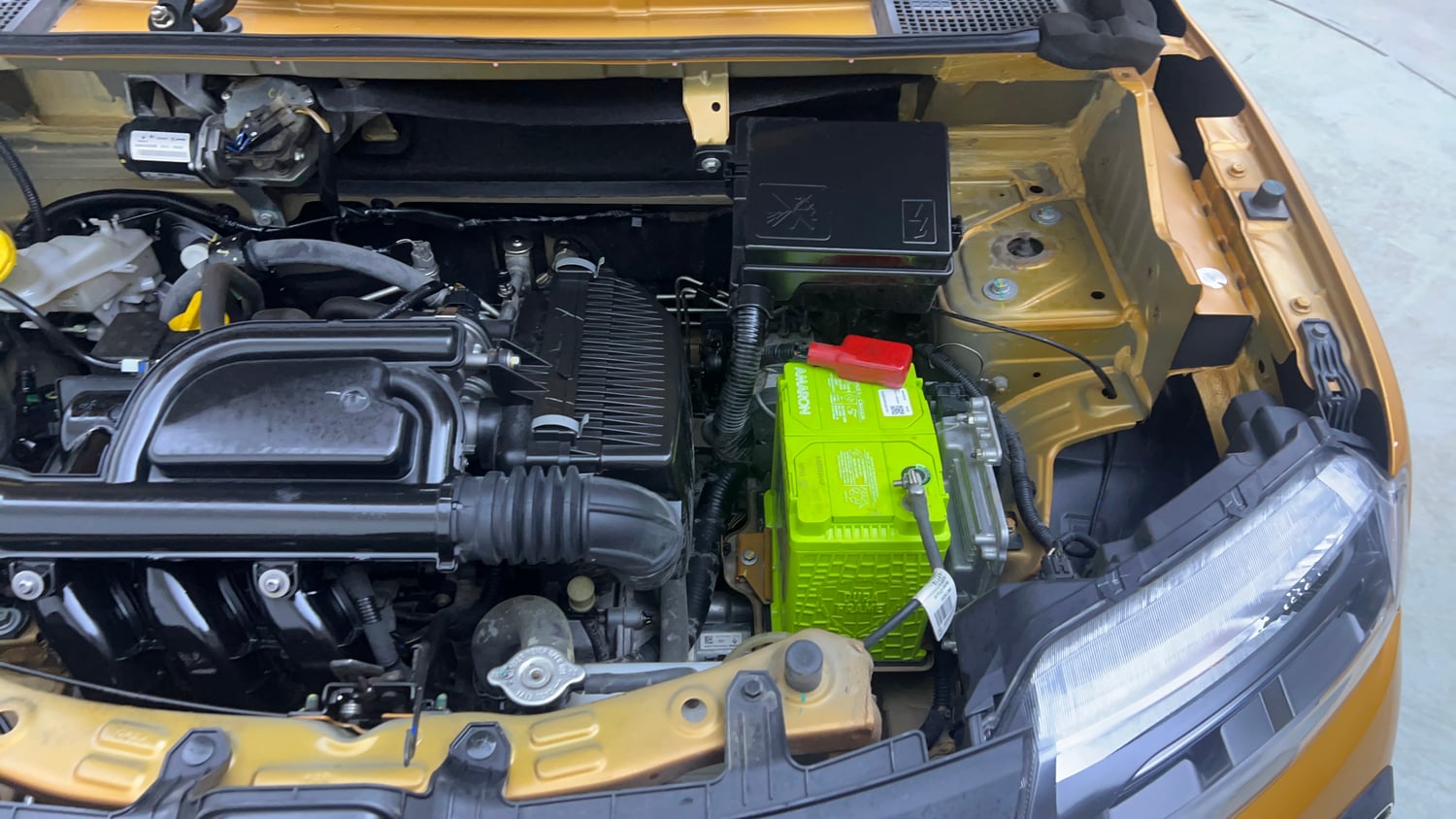 Used 2023 Renault Kwid CLIMBER AMT Petrol Automatic engine ENGINE LEFT SIDE VIEW