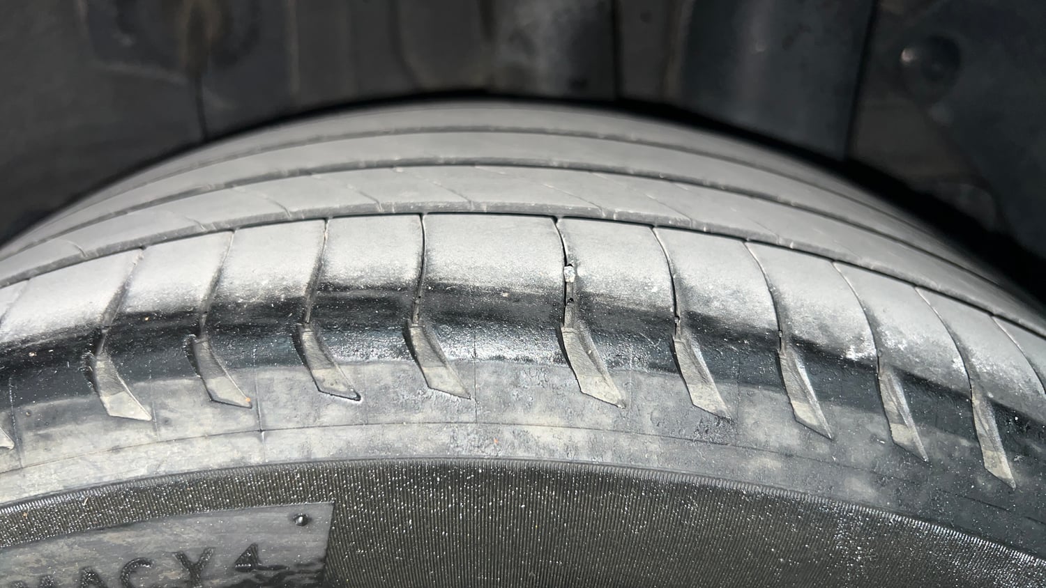 Used 2016 Hyundai i20 Active 1.2 SX Petrol Manual tyres LEFT REAR TYRE TREAD VIEW
