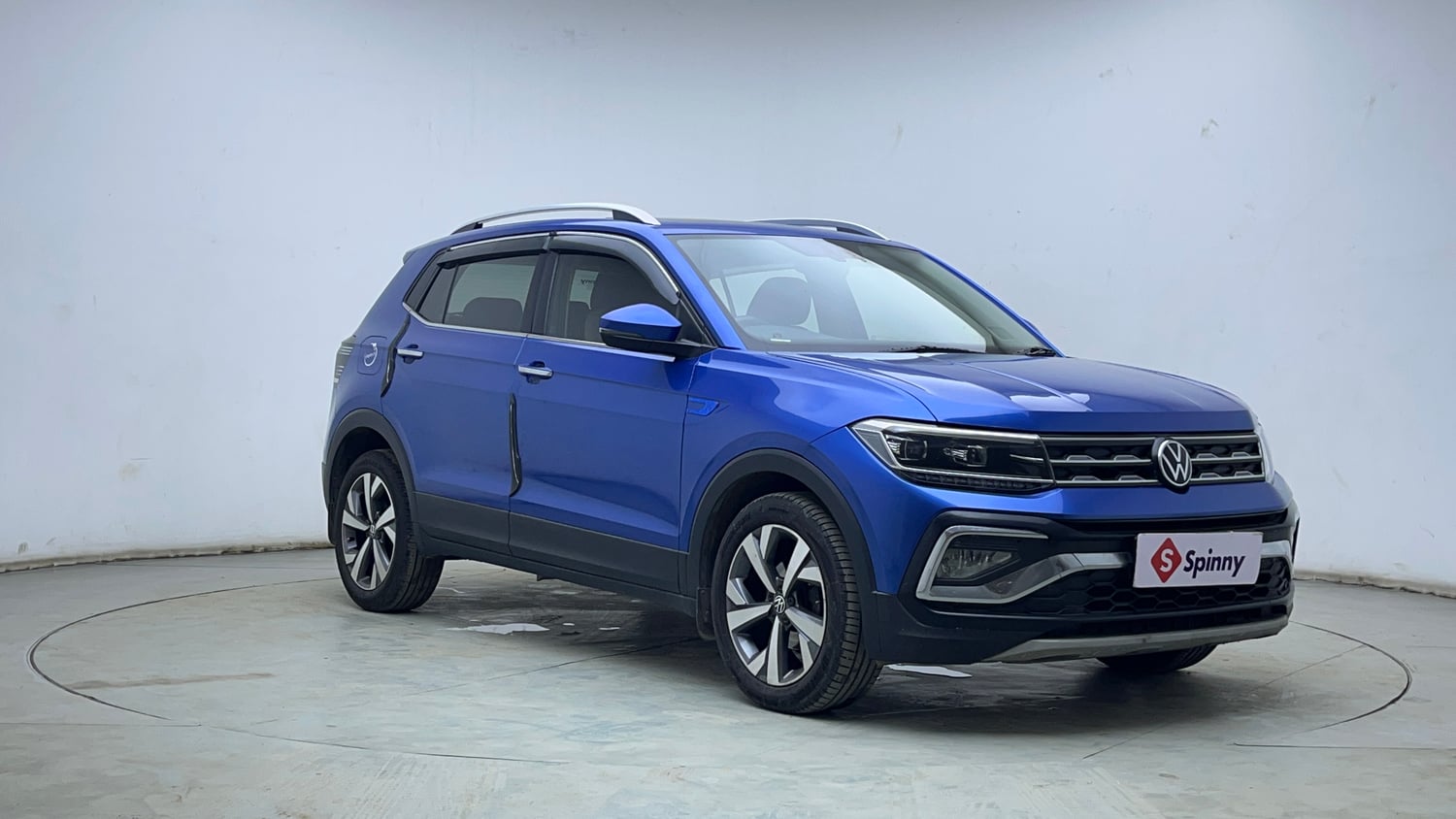 Used 2024 Volkswagen Taigun Topline 1.0 TSI AT Petrol Automatic exterior RIGHT FRONT CORNER VIEW