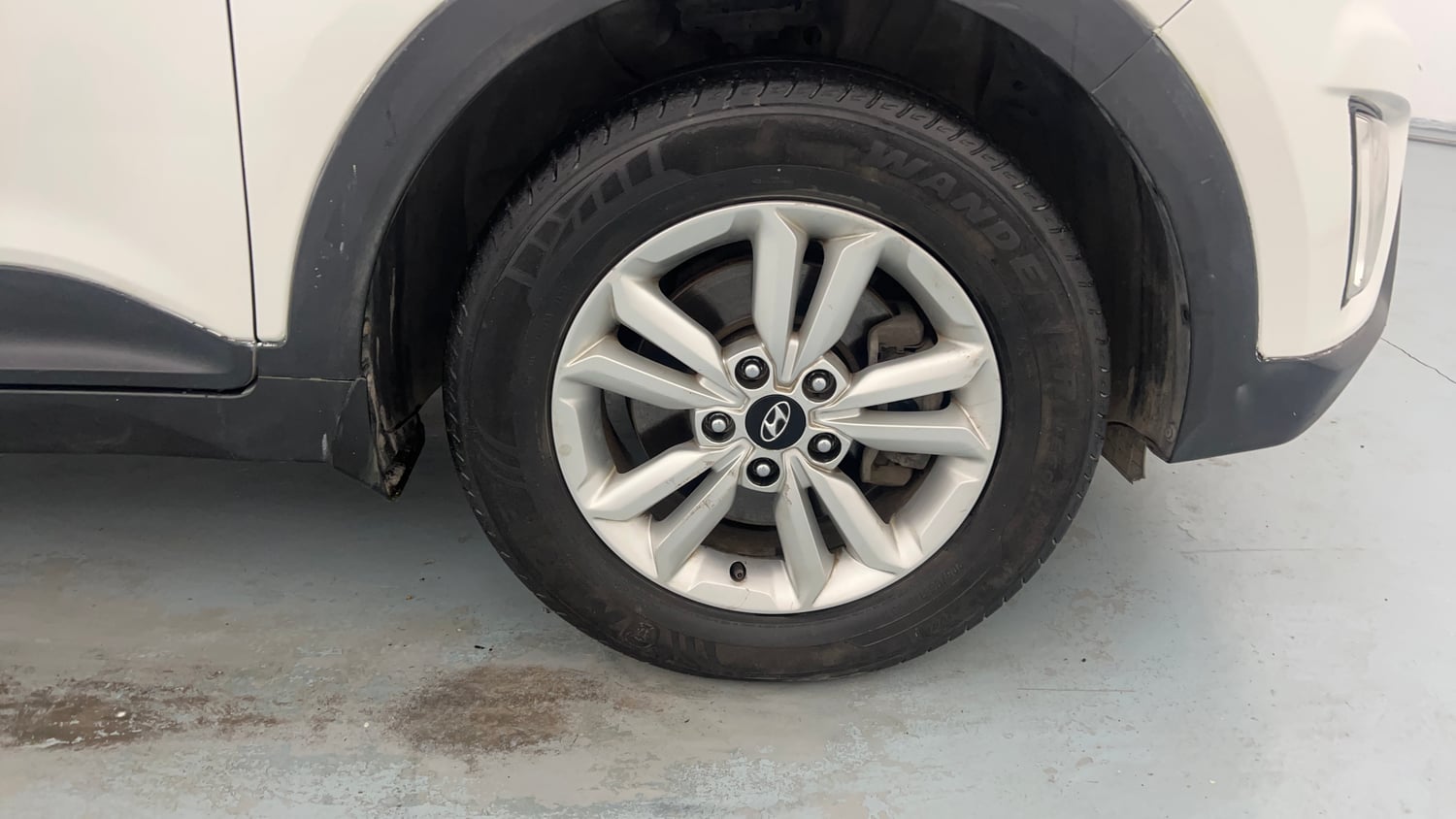Used 2018 Hyundai Creta SX Plus 1.6  Petrol Petrol Manual tyres RIGHT FRONT TYRE RIM VIEW