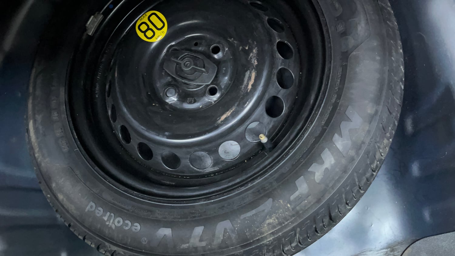 Used 2020 Maruti Suzuki Baleno Zeta Petrol Manual tyres SPARE TYRE VIEW