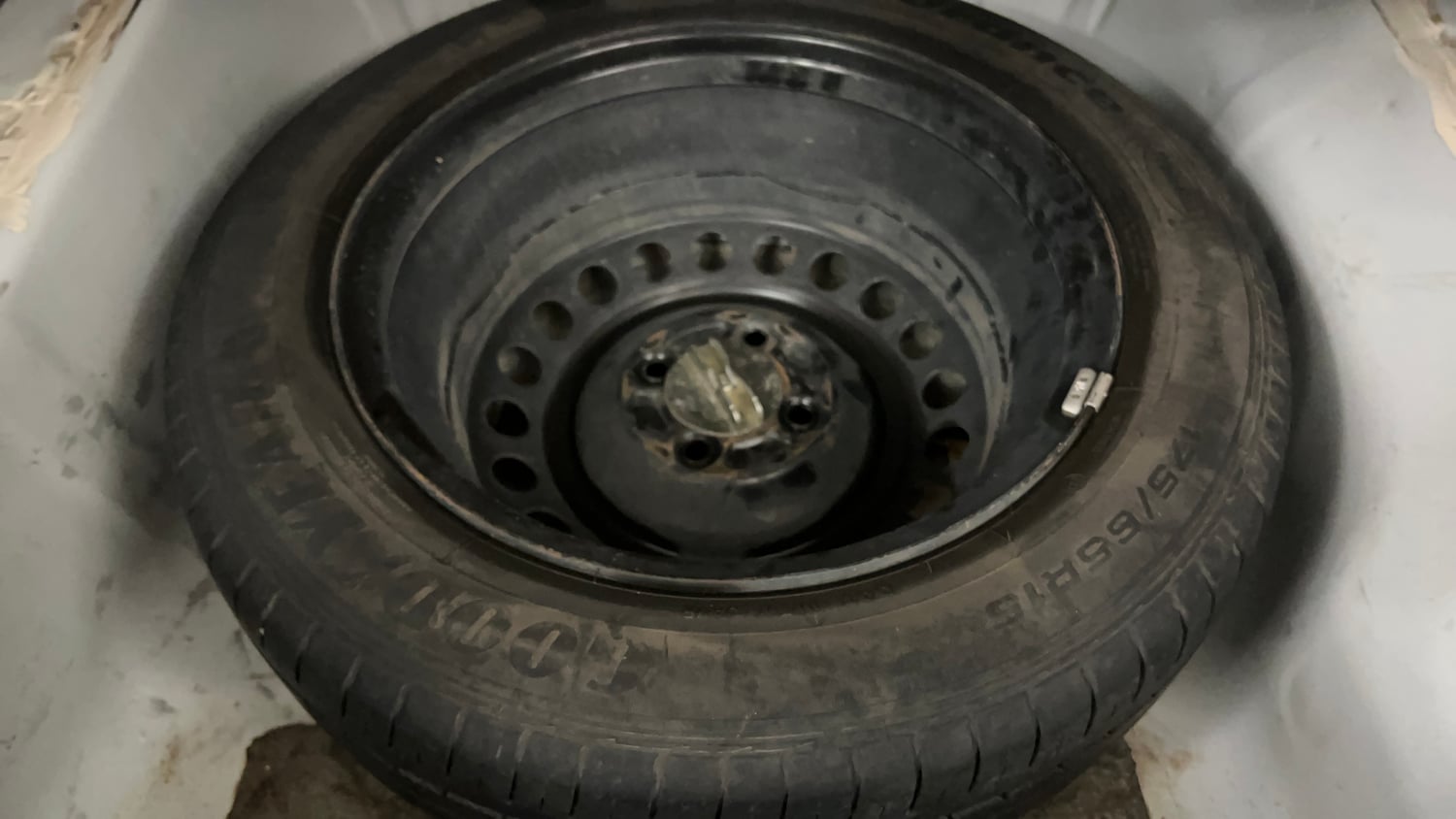Used 2016 Honda City VX Petrol Manual tyres SPARE TYRE VIEW