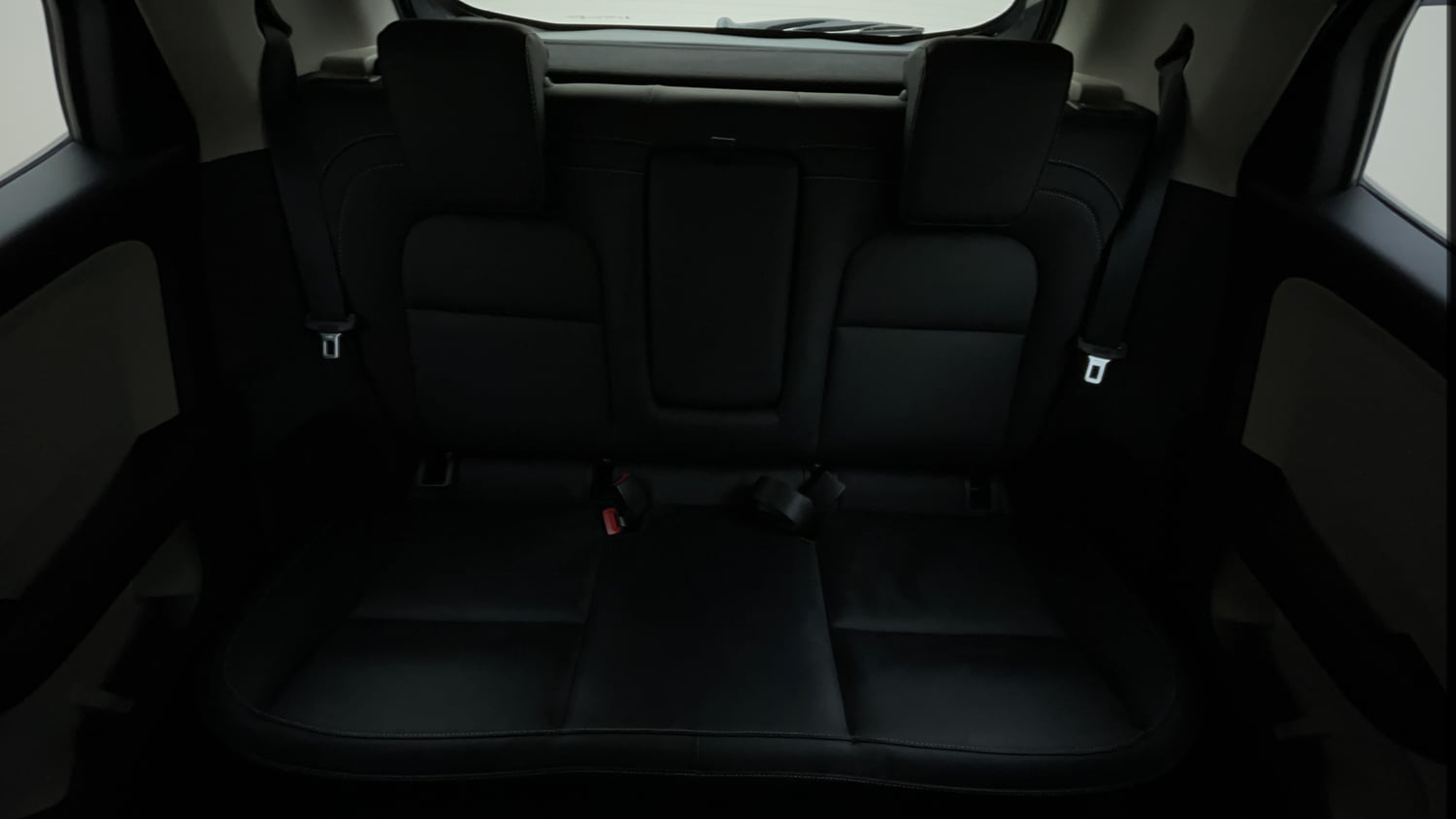 Used 2022 Tata Altroz XZ Plus Petrol Petrol Manual interior REAR SEAT CONDITION VIEW