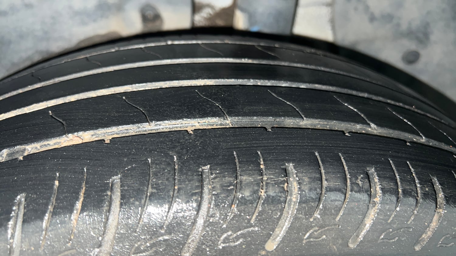 Used 2018 Hyundai Creta SX Plus 1.6  Petrol Petrol Manual tyres LEFT REAR TYRE TREAD VIEW