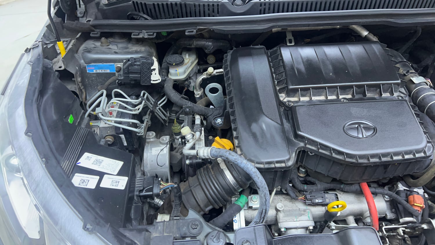 Used 2023 Tata Nexon XZ Plus Diesel Diesel Manual engine ENGINE RIGHT SIDE VIEW