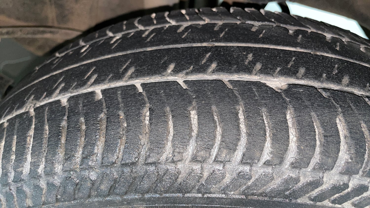 Used 2018 Maruti Suzuki Alto K10 VXi AMT Petrol Automatic tyres LEFT REAR TYRE TREAD VIEW
