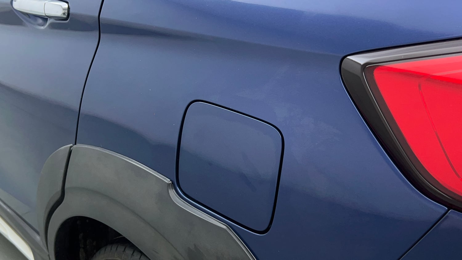 Used 2019 Maruti Suzuki XL6 Alpha MT Petrol Petrol Manual dents MINOR SCRATCH