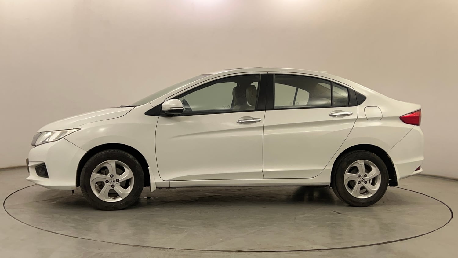 Used 2016 Honda City VX CVT Petrol Automatic exterior LEFT SIDE VIEW
