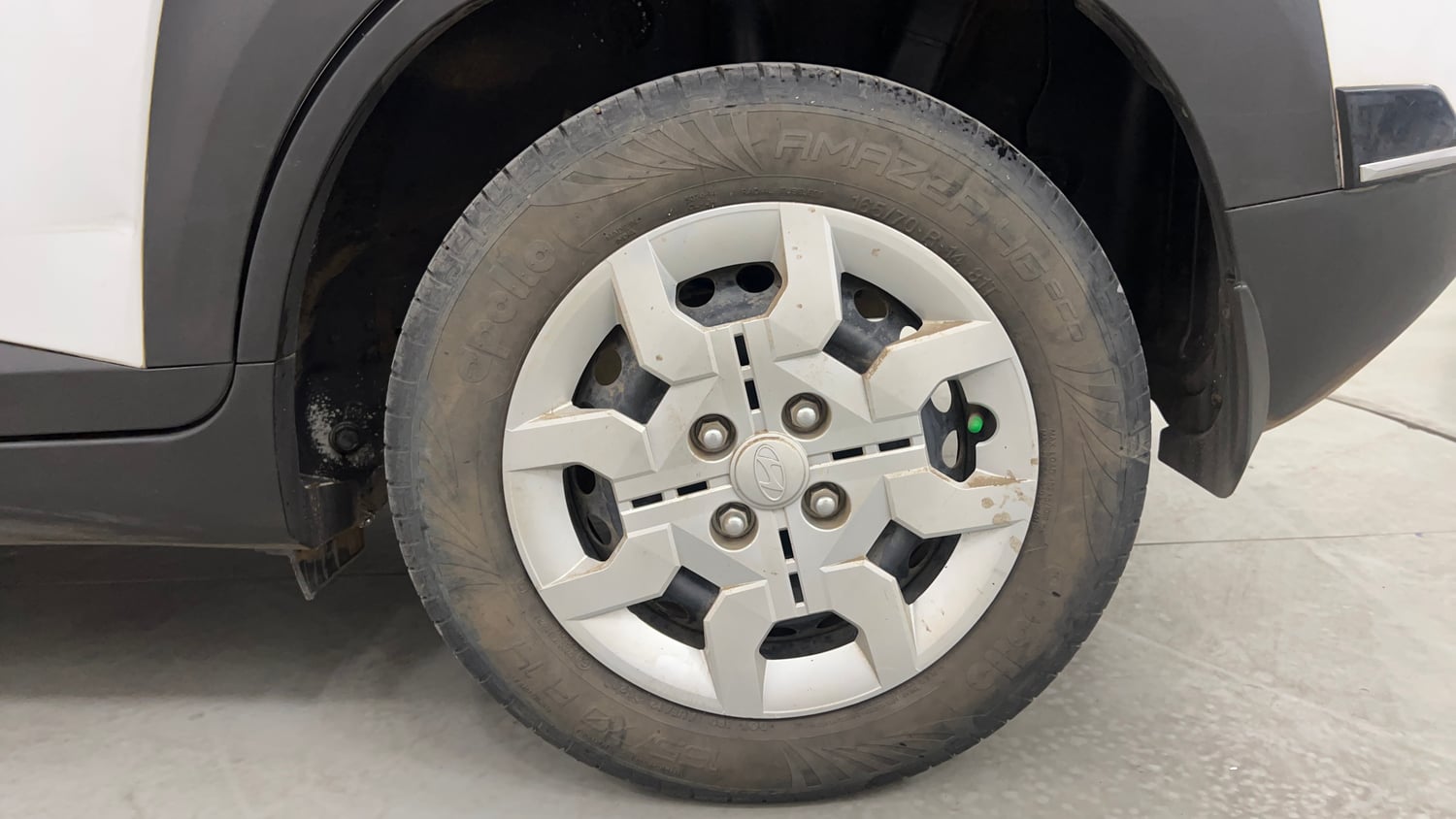 Used 2024 Hyundai Exter S 1.2 MT Petrol Manual tyres LEFT REAR TYRE RIM VIEW