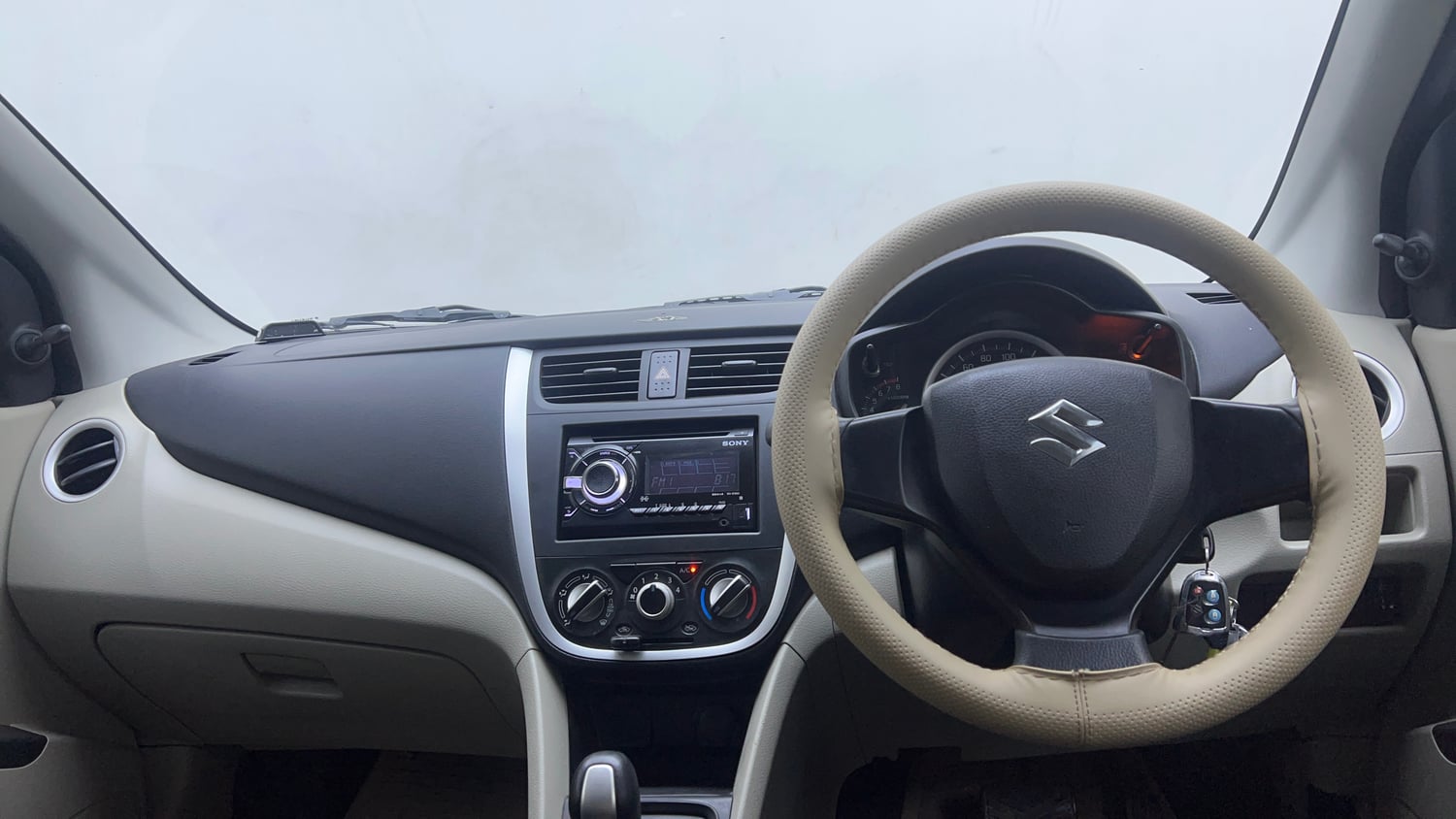 Used 2017 Maruti Suzuki Celerio VXi AMT Petrol Automatic interior DASHBOARD VIEW