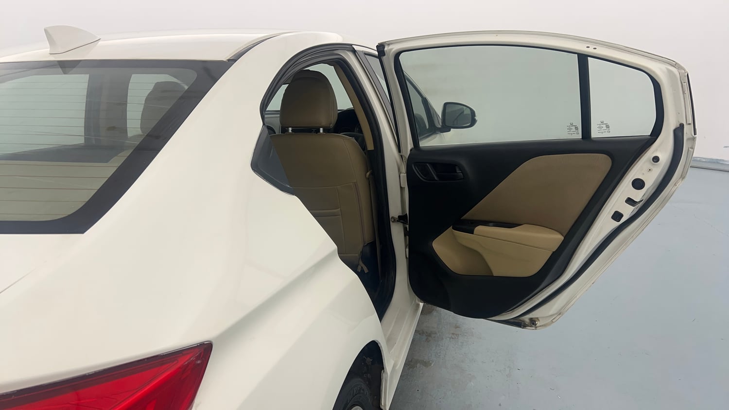 Used 2016 Honda City SV CVT Petrol Automatic interior RIGHT REAR DOOR OPEN VIEW
