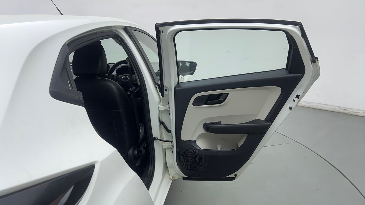 Used 2024 Tata Altroz XT Petrol Petrol Manual interior RIGHT REAR DOOR OPEN VIEW