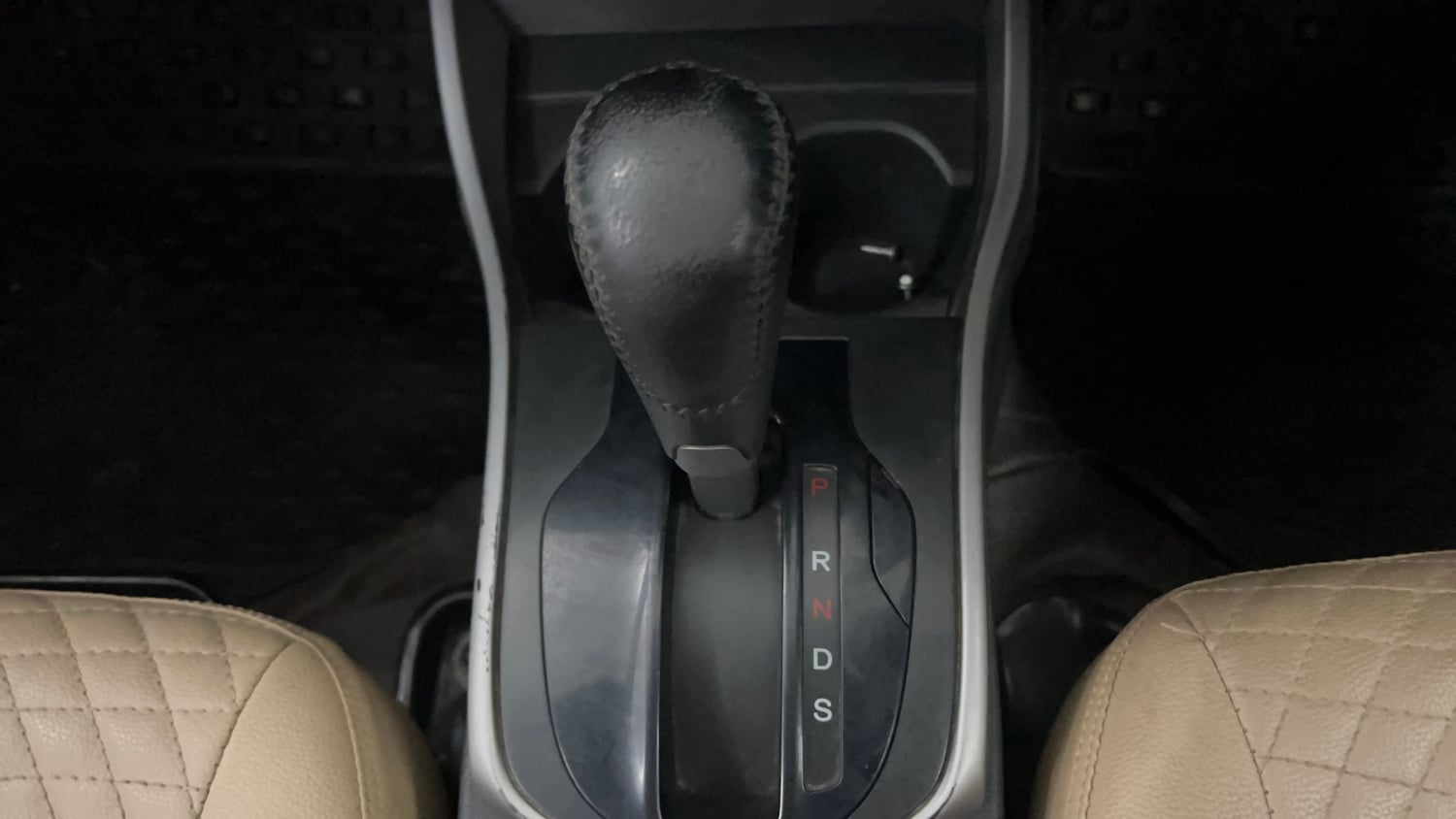 Used 2016 Honda City VX CVT Petrol Automatic interior GEAR  KNOB VIEW