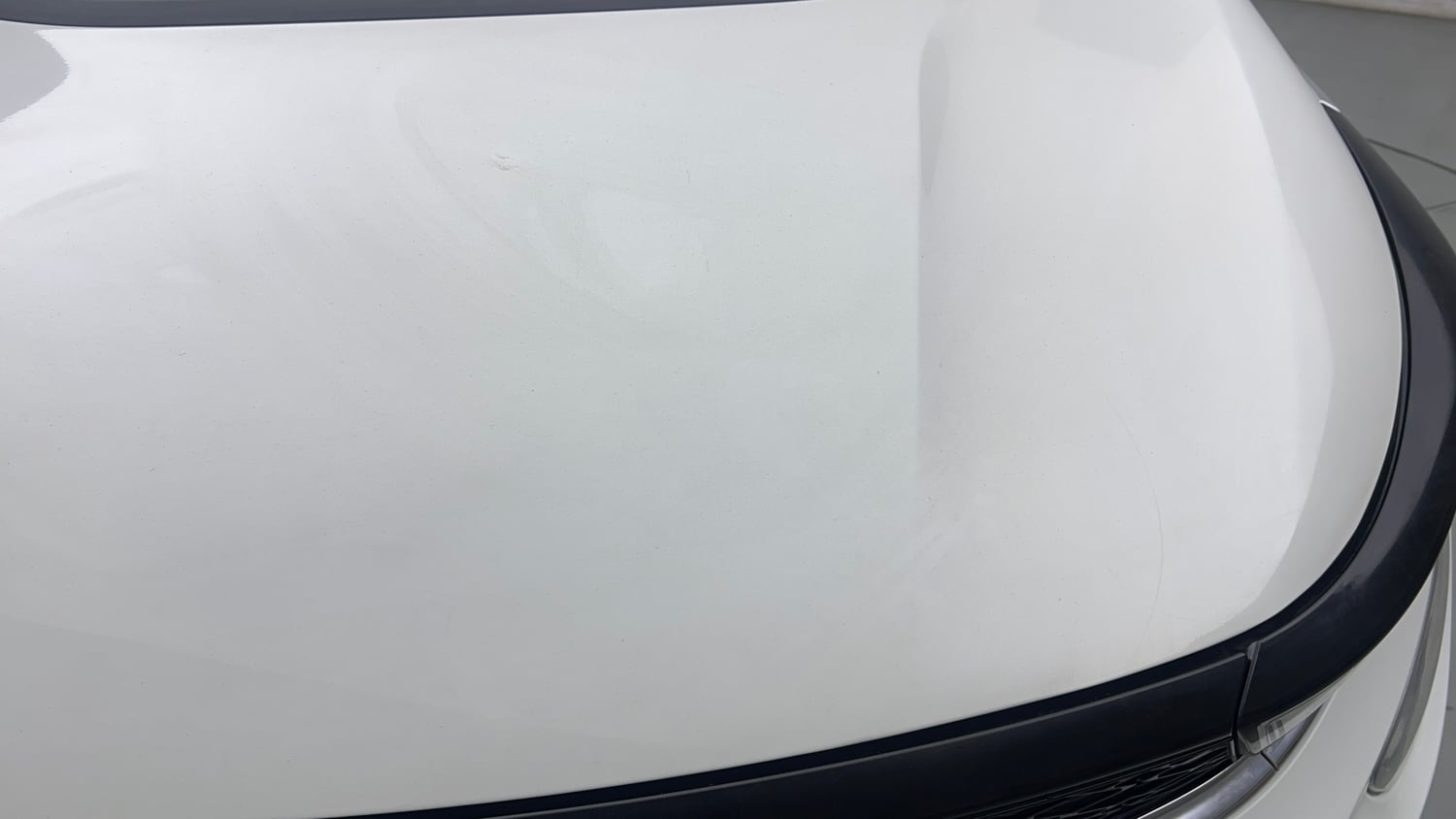 Used 2024 Tata Altroz XT Petrol Petrol Manual dents MINOR SCRATCH