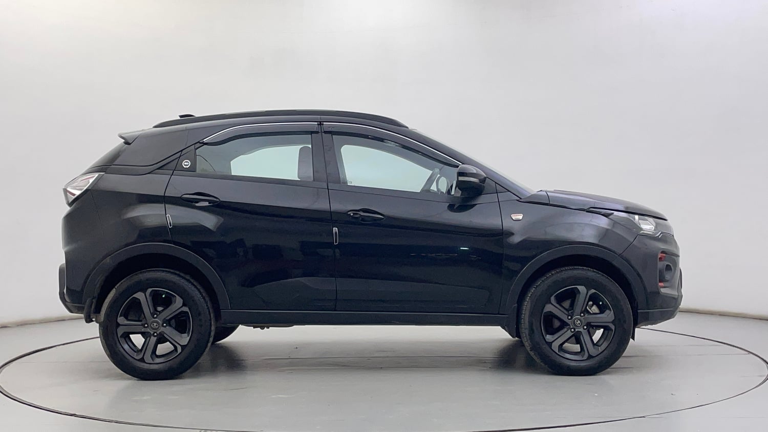Used 2023 Tata Nexon XZA Plus LUXS Red Dark Edition Petrol Automatic exterior RIGHT SIDE VIEW